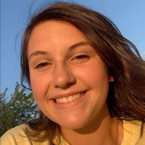 Meet your Posher, Paige